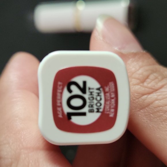 💄 Loreal Age Perfect Luminous Hydrating Lipstick#102 bright moon ha - Picture 2 of 3
